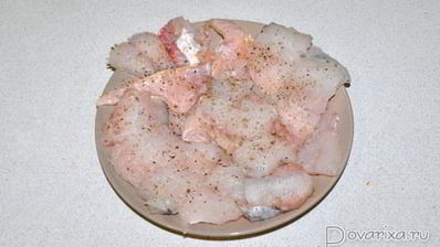 тушеная белая рыба по-испански