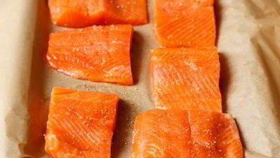 запеченный лосось в медово-горчичном соусе