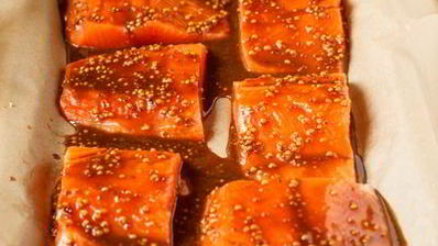 запеченный лосось в медово-горчичном соусе