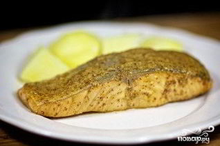 Жареный лосось