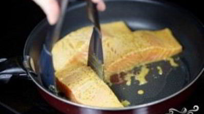 жареный лосось