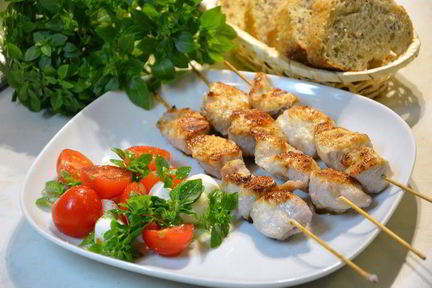 Куриный шашлык в луковом маринаде