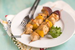 Куриные шашлычки с овощами