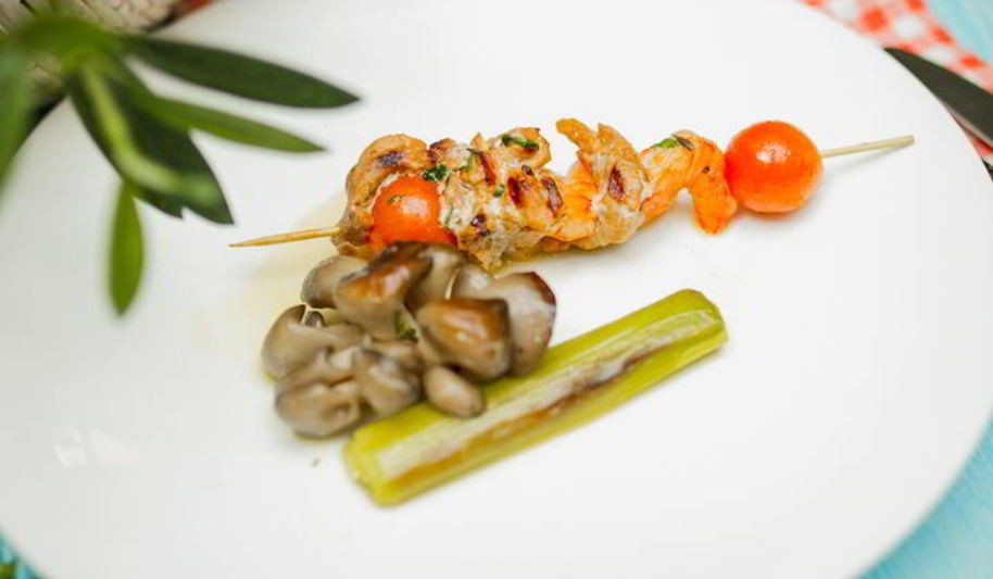 Рецепт шашлычков из креветок и свинины