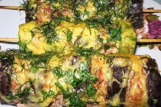 Шашлык из фарша и кабачков