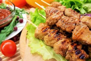 Шашлык из индейки в клюквенно медовом маринаде