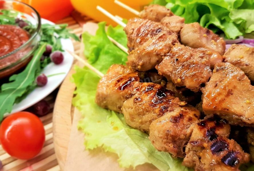 Шашлык из индейки в клюквенно медовом маринаде