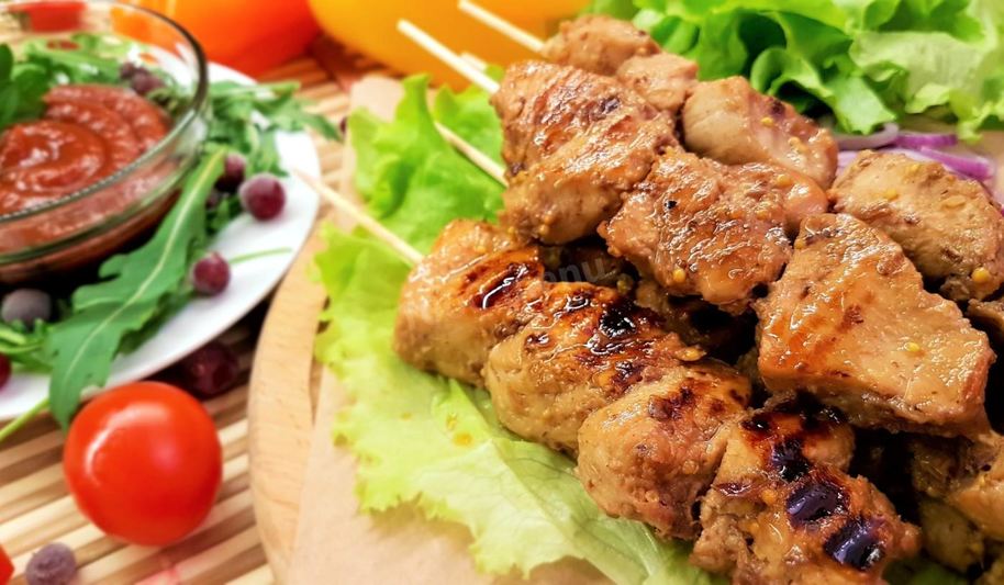 Рецепт шашлыка из индейки в клюквенно медовом маринаде