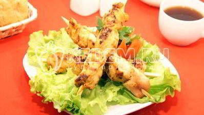 шашлык из курицы на сковороде гриль