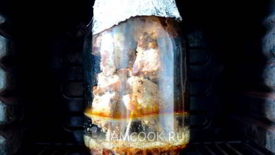 шашлык из свинины в банке в духовке