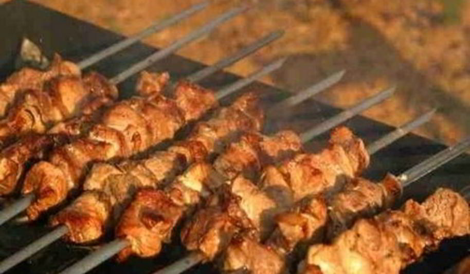 Рецепт шашлыка из свинины в маринаде из томатов и розмарина