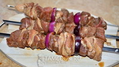 шашлык из свиной лопатки