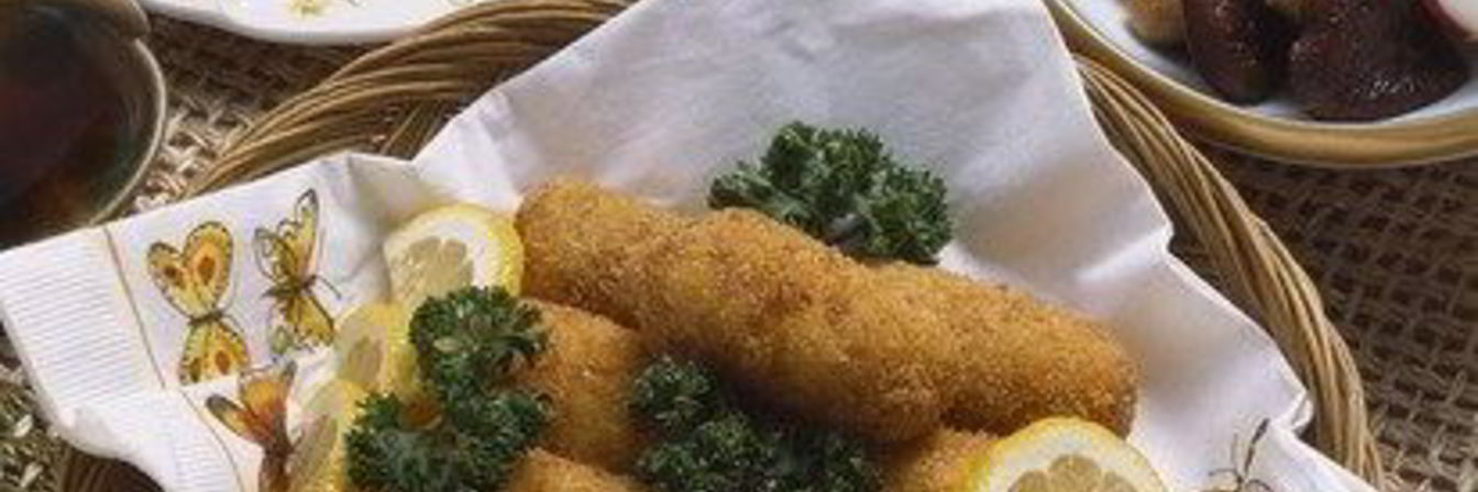 Шашлыки из кальмаров в корочке из пармезана