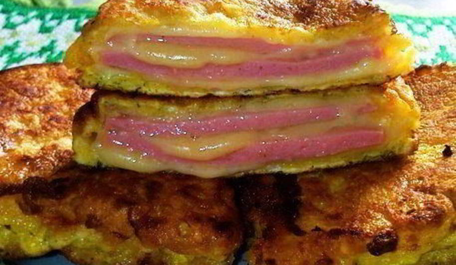 Рецепт простого шницеля из ветчины и сыра