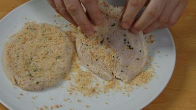 шницель из курицы с арахисом