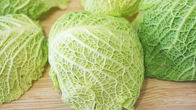 шницель из савойской капусты с сырной начинкой