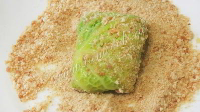 шницель из савойской капусты с сырной начинкой