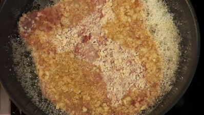 венскии шницель с жареным картофелем