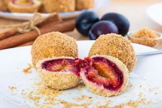 Сливовые клецки