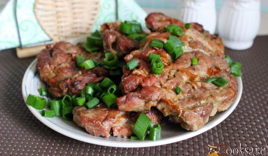 Рецепт сочных свиных стейков