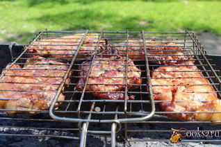 Стейк гриль из свиной корейки