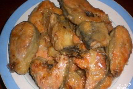 Стейк из горбуши на сковороде