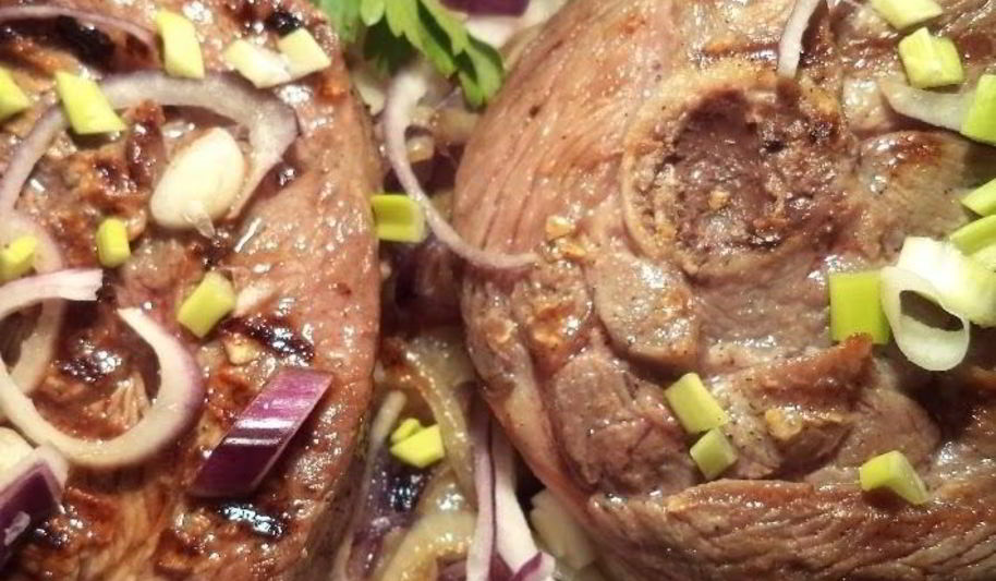 Рецепт стейка из индейки с косточкой