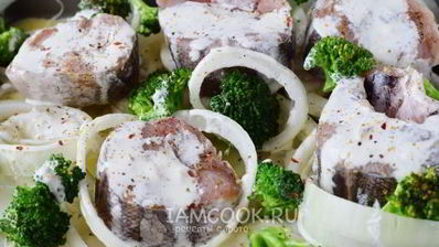 стейк трески в духовке