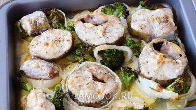 стейк трески в духовке