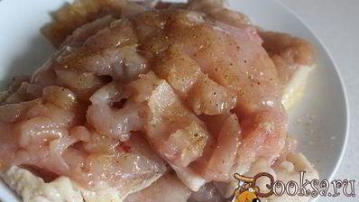 стейки из куриной грудки с картофельными дольками