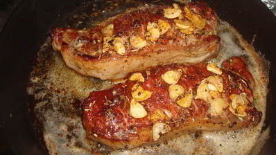 стриплойн — стейк с зеленой фасолью