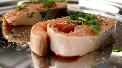 запеченные стейки горбуши