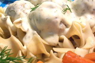 Датские тефтели в сметанной подливке