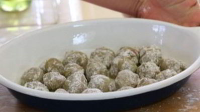 говяжьи тефтели с брокколи