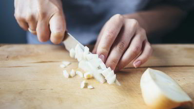 куриные тефтели в сливочно-сырном соусе