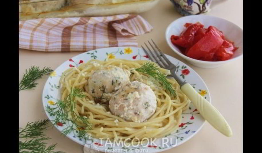 Рецепт куриных тефтелей в сливочном соусе в духовке