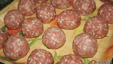 мясные тефтели с фарфалле