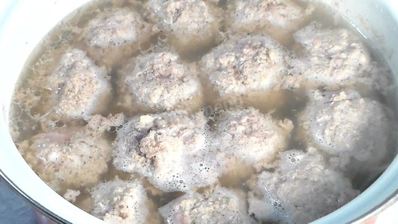 мясные тефтели в овощном соусе