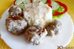 Мясные тефтельки с соусом