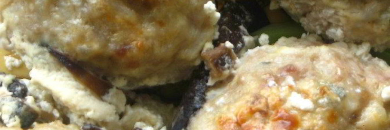 Нежнейшие тефтели с овощами под сметанно-грибным соусом