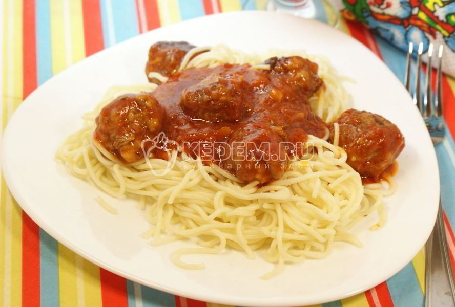 Паста с тефтелями
