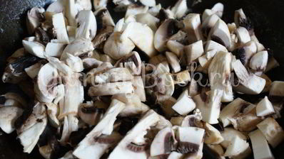 рыбные тефтели с грибным соусом