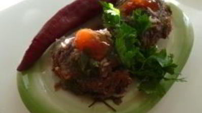 рыбные тефтели с красной капустой и коричневым рисом