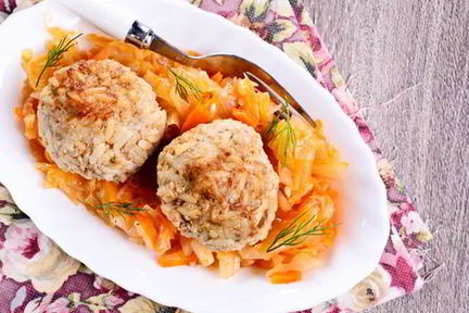 Тефтели из говядины с морковью и курагой