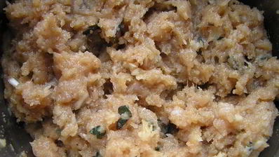 тефтели из индейки с базиликом и мятой в сливочном соусе