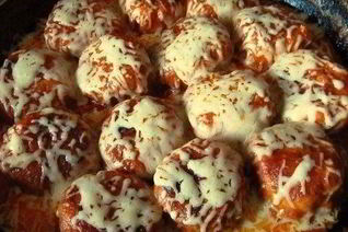 Тефтели из куриного филе под сыром