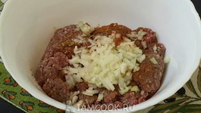 тефтели с кабачками в сковороде