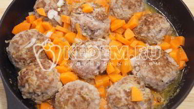 тефтели с подливой