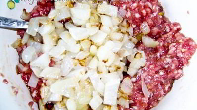 тефтели в сливочном соусе с кукурузой