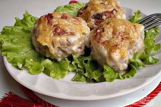 Тефтели, запеченные в духовке в сметанном соусе